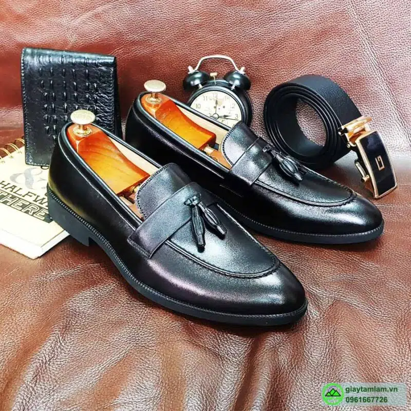 giày tassel loafer