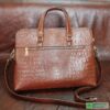 túi xách nam da bò dập vân cá sấu